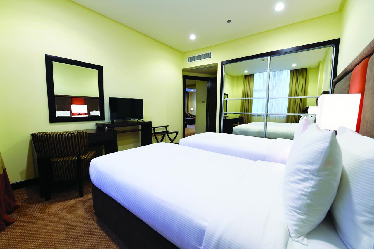 Orange Suites Hotel