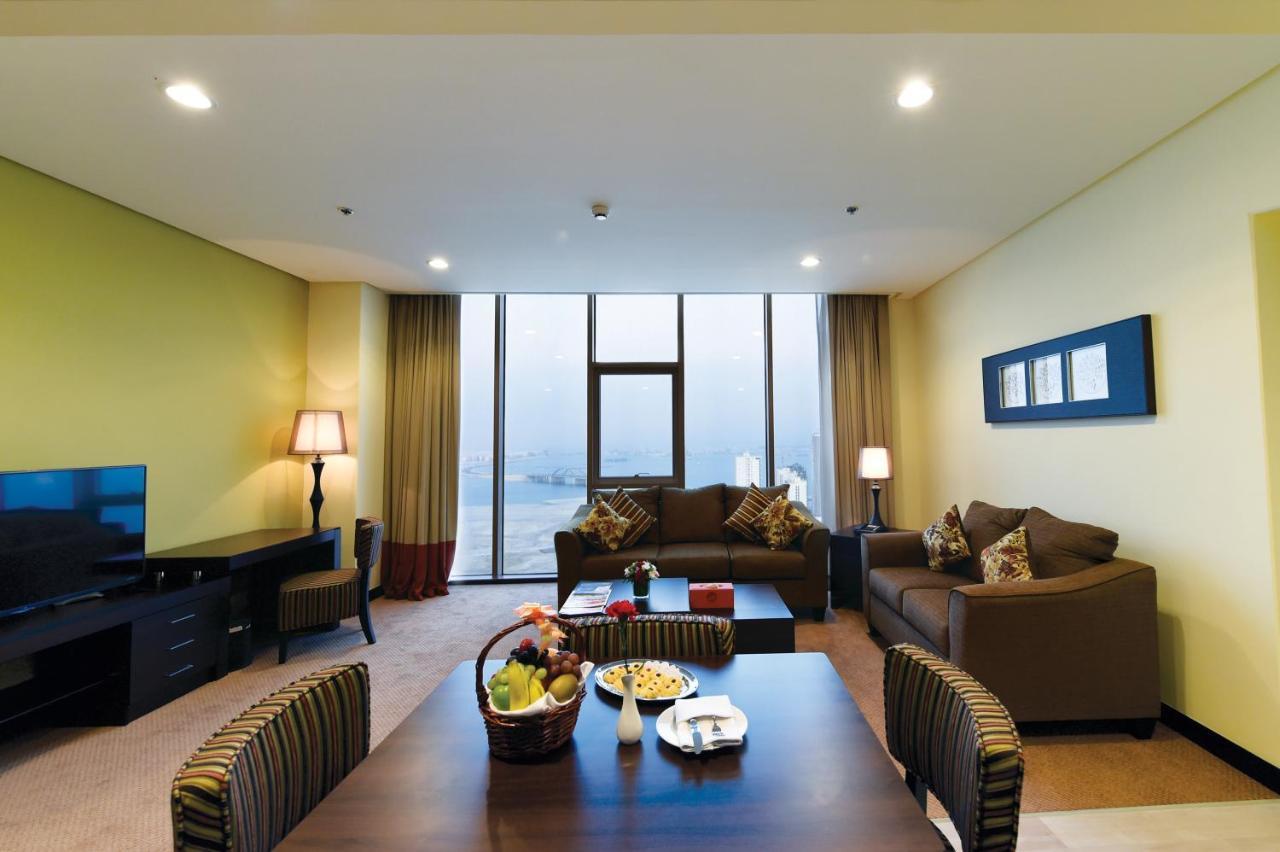 Orange Suites Hotel होटल के अलावा 4*