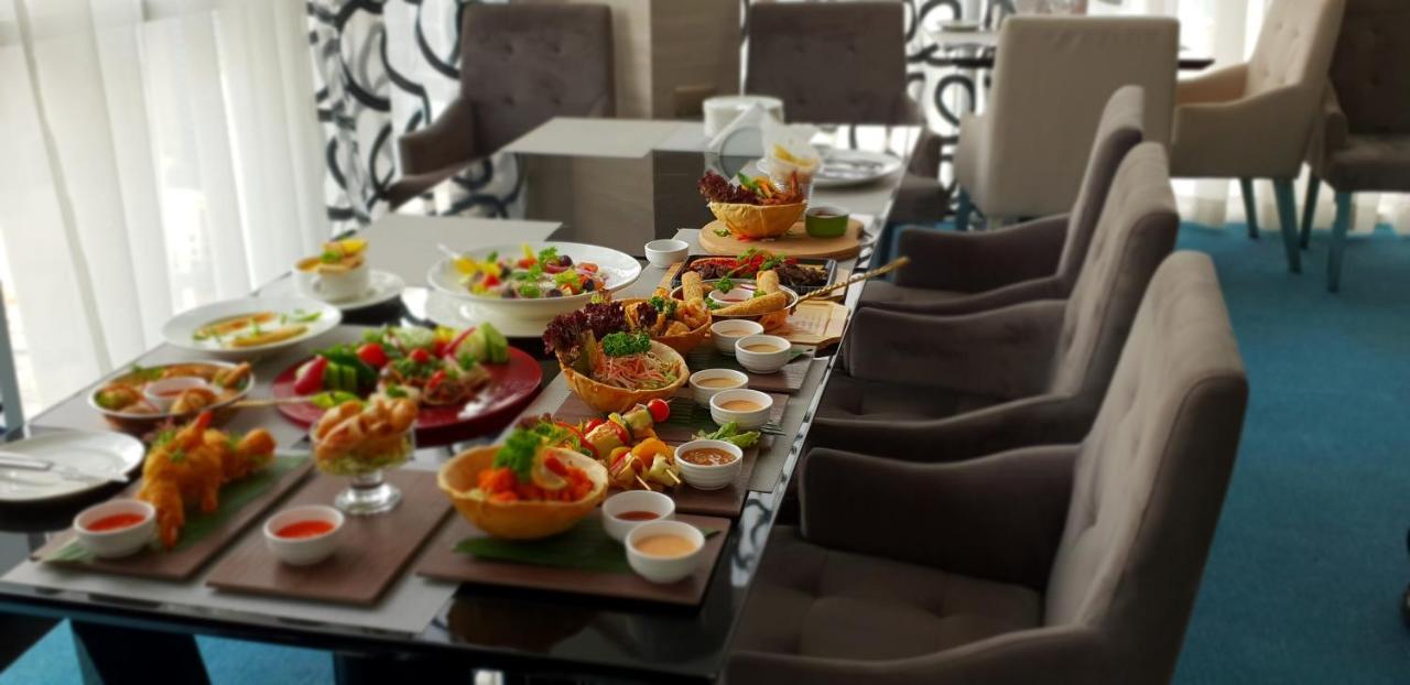 Orange Suites Hotel 4*